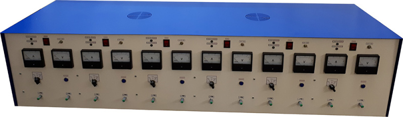 Зарядно-разрядное устройство на 6 каналов Комета-с ЗУ-2-6Б(ЗР)